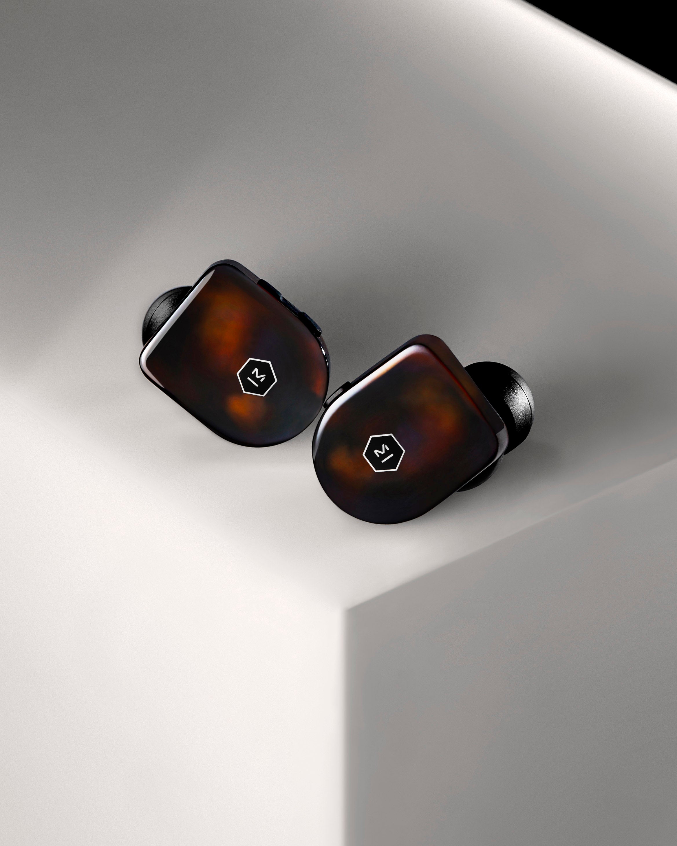 The MW07 True Wireless Earphones Win The Red Dot Award For Product Design